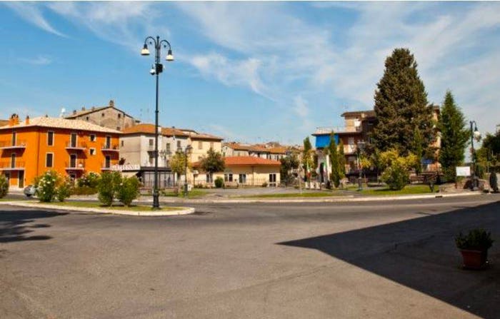 Appartamento bilocale in vendita in Via Romana, Magliano Romano