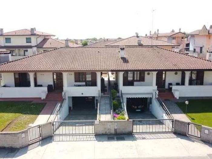 Casa con 6 locali in vendita in Centro, Cordenons
