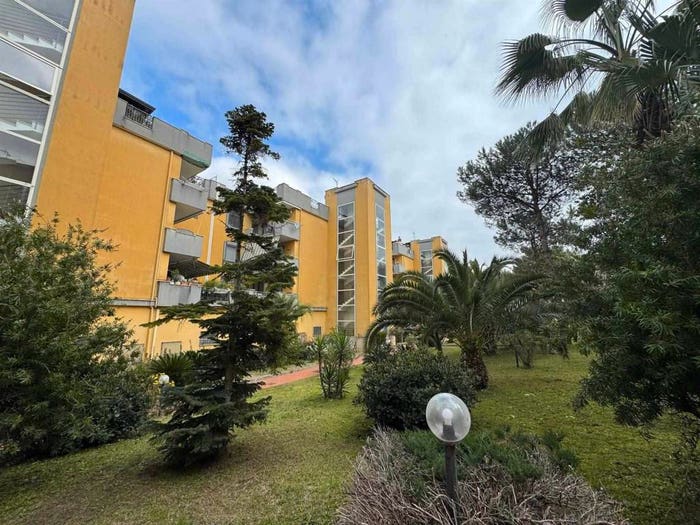 Appartamento quadrilocale in vendita in VIALE EUROPA, Sant'Anastasia