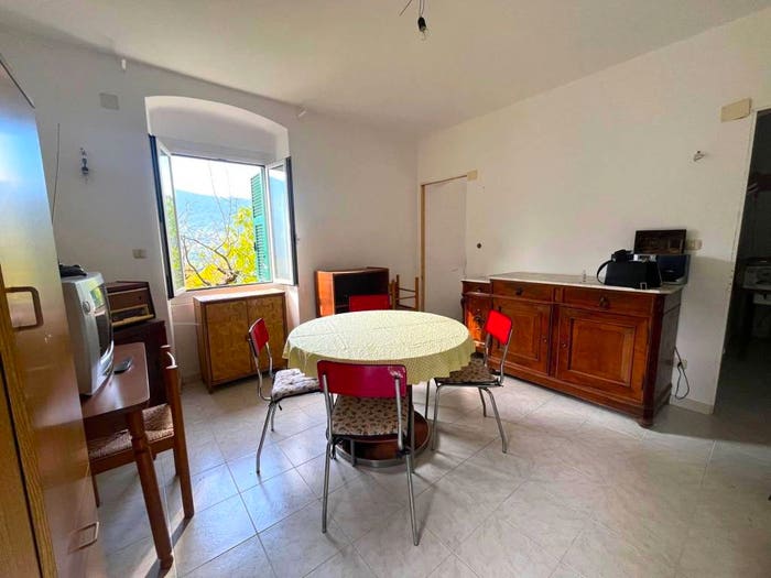 Appartamento trilocale in vendita in Via Pie' di Rosso, Piane Di Rosso, Davagna