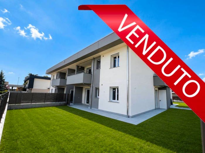Appartamento trilocale in vendita in via santa chiara, Azzano San Paolo