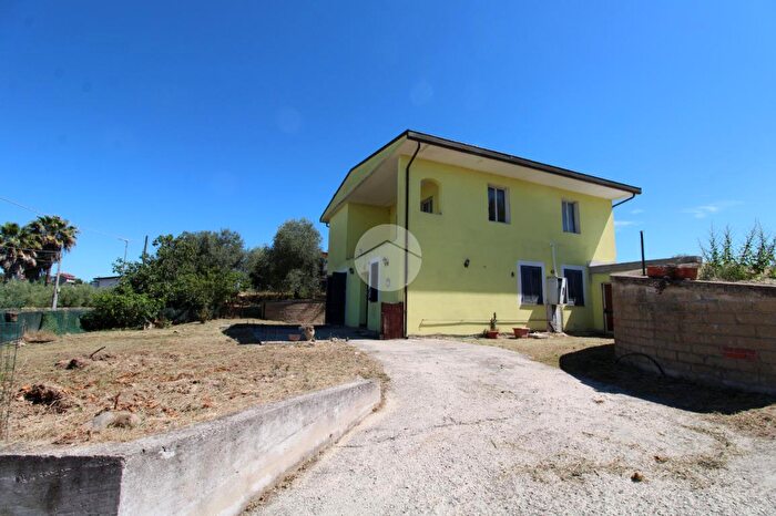 Casa in vendita in Via Peppino Impastato, Fara In Sabina