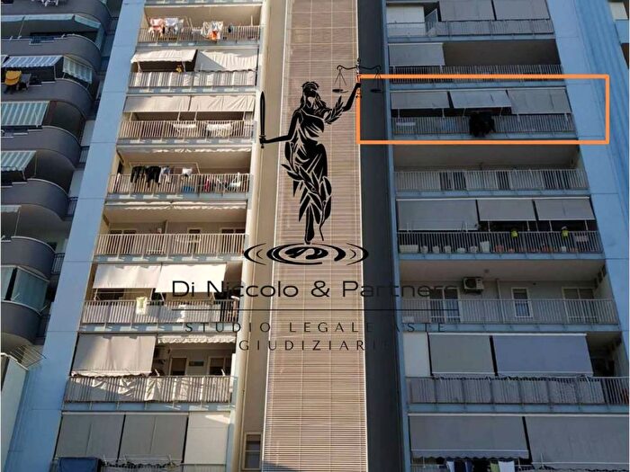 Appartamento con 5 locali in vendita in VIA VITO ANTONIO LATTANZIO, Zona Parco degli Ulivi, Barletta