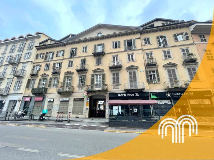 Appartamento quadrilocale in vendita in Via Nizza, San Salvario Baretti, Torino