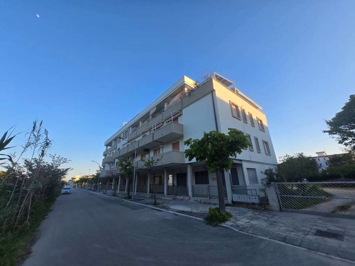 Appartamento trilocale in vendita in VIA VANONI, Lido Campomarino, Campomarino