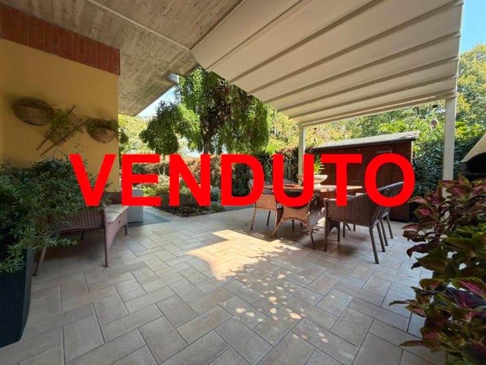 Appartamento trilocale in vendita in Via Giuseppe Garibaldi, Bussero