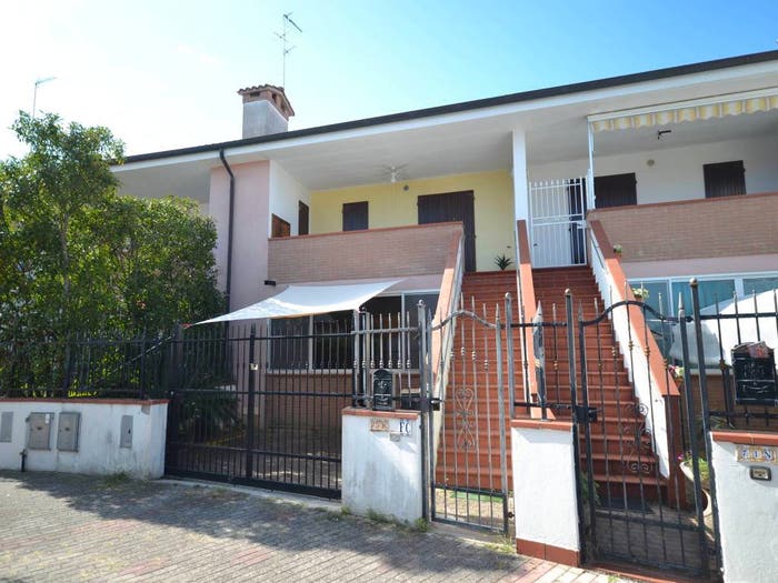 Casa quadrilocale in vendita in Viale Australia, Lido delle Nazioni, Comacchio
