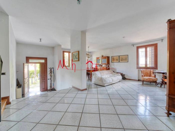 Casa quadrilocale in vendita in Via Libia, Brusegana Aeroporto, Padova