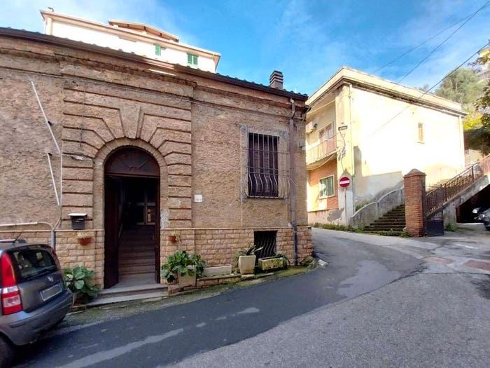 Appartamento con 6 locali in vendita in Piazza San Vito, Centro, Cetraro