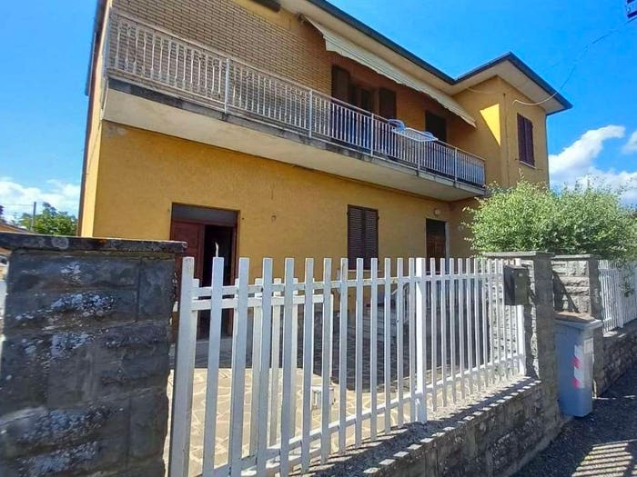 Casa con 6 locali in vendita in Vocabolo Promano, Promano, Città di Castello