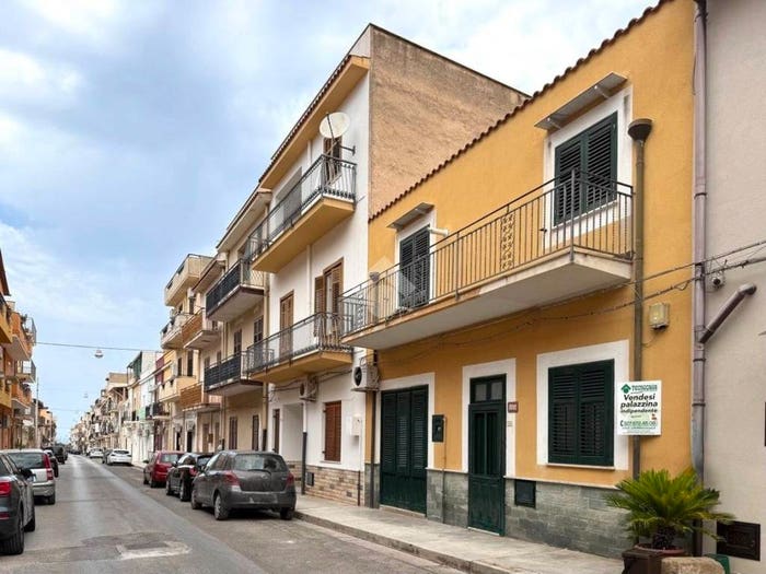 Casa con 6 locali in vendita in Via Imbriani, Centro, Cinisi