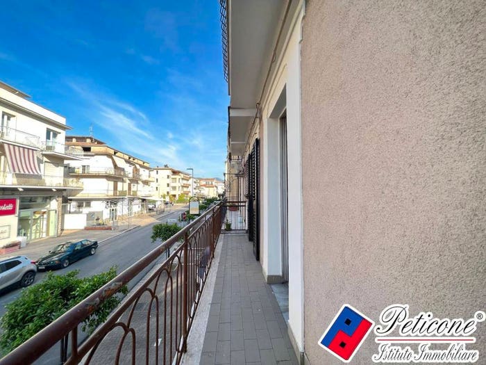 Appartamento trilocale in vendita in Via Nazario Sauro, Centro, Fondi