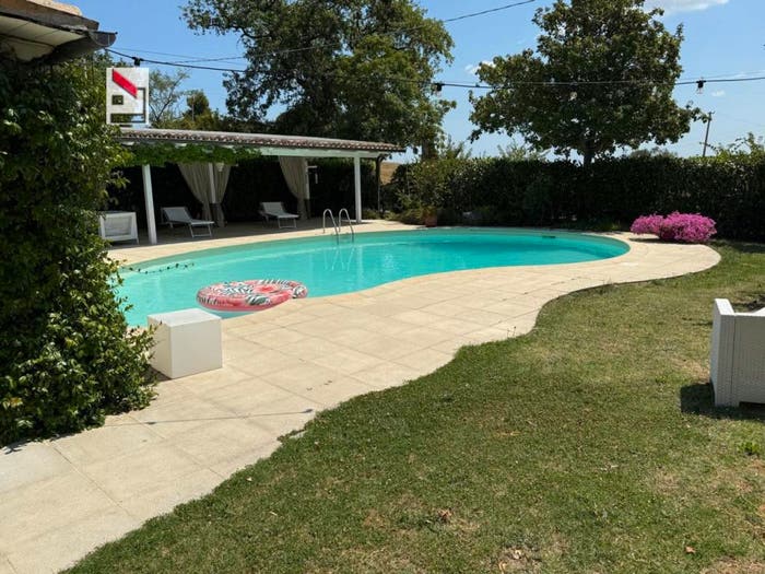 Casa con 6 locali in vendita in Via della Pieve, Cartoceto