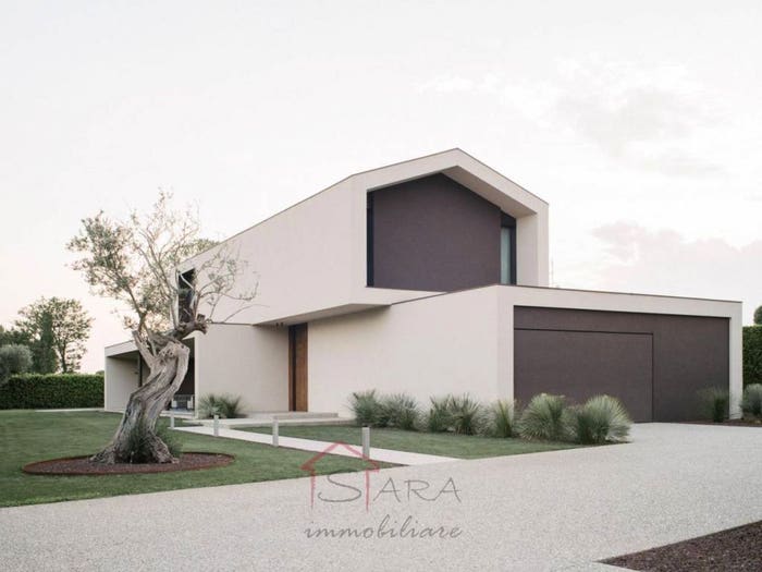 Casa quadrilocale in vendita in Via Pelosa, Centro, Saccolongo