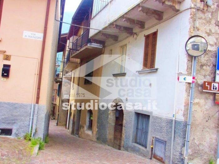 Casa con 6 locali in vendita in Centro, Ardesio