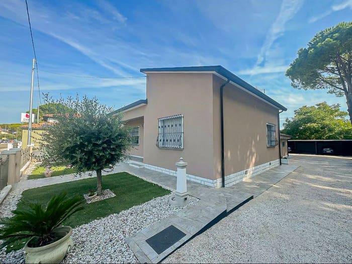 Casa con 5 locali in vendita in Via Confine, Castiglione Villa Inferno Montaletto, Cervia