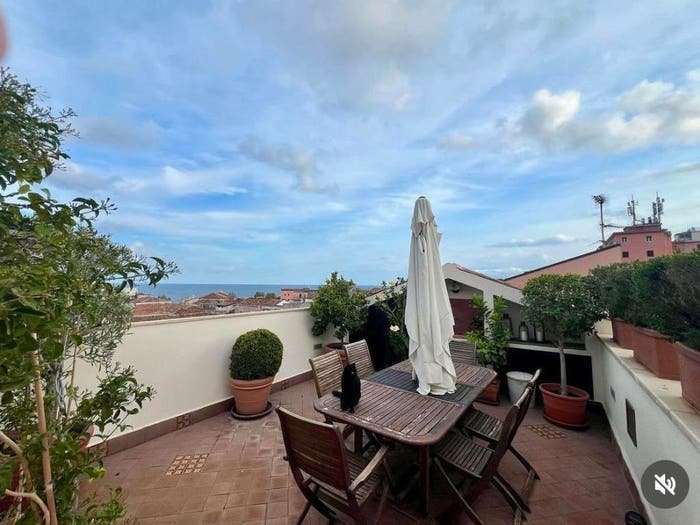 Casa con 6 locali in vendita in Via Marchese di Casalotto, Libertà Stazione, Catania