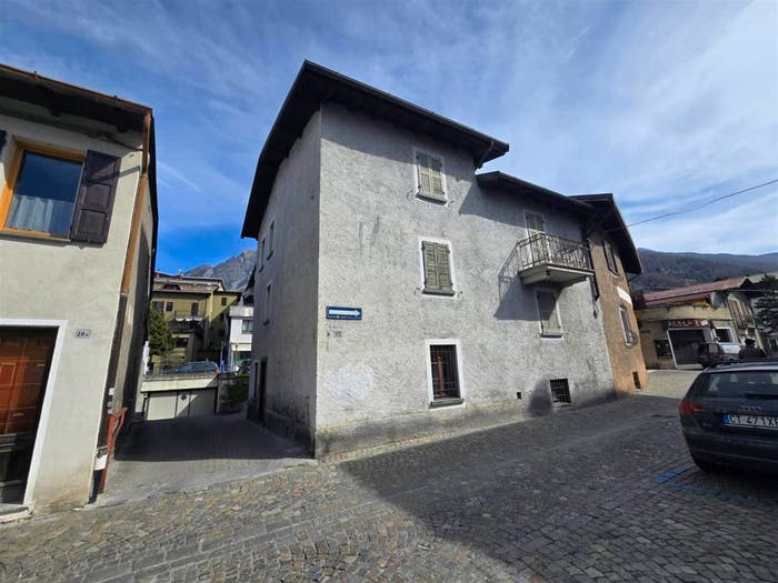 Appartamento con 6 locali in vendita in Centro, Bormio