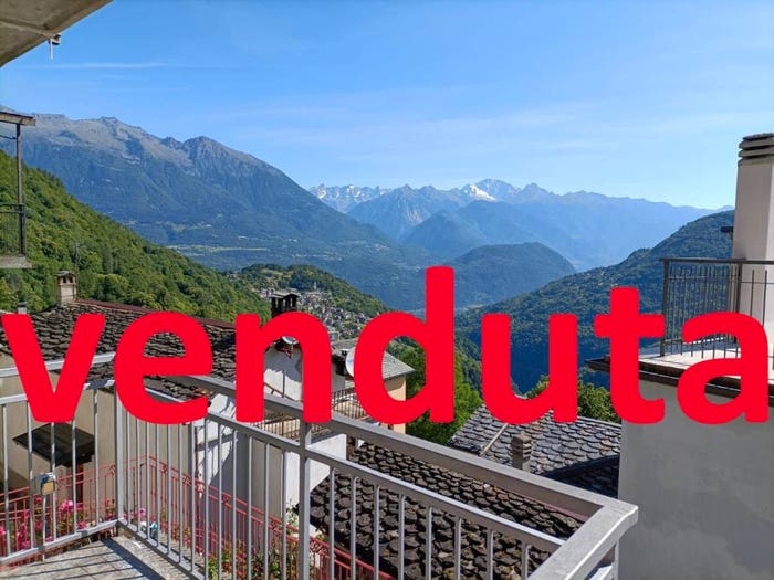 Appartamento trilocale in vendita in Via Mellarolo, Rasura