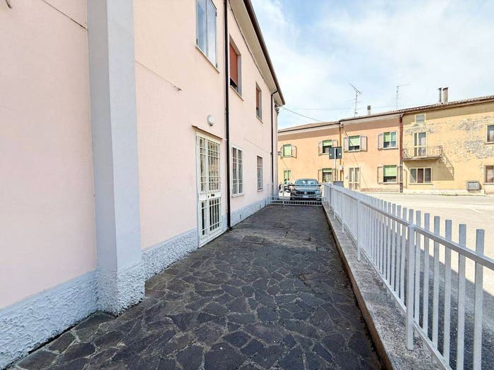 Casa con 6 locali in vendita in Piazza Maccacari, Maccacari, Gazzo Veronese
