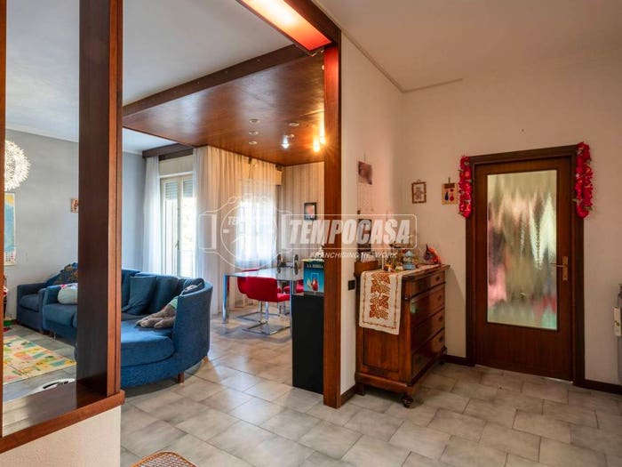 Appartamento quadrilocale in vendita in Via Enrico Mattei, Centro, Castelraimondo