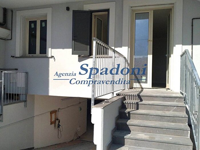 Appartamento bilocale in vendita in Via Francesca Uggia, Uggia Pazzera Bizzarrino, Monsummano Terme