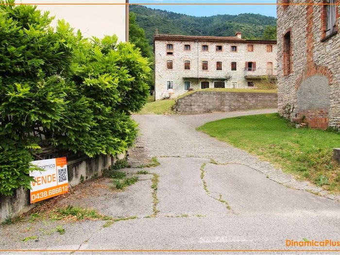 Casa quadrilocale in vendita in Via Sottocroda, Sottocroda, Revine Lago