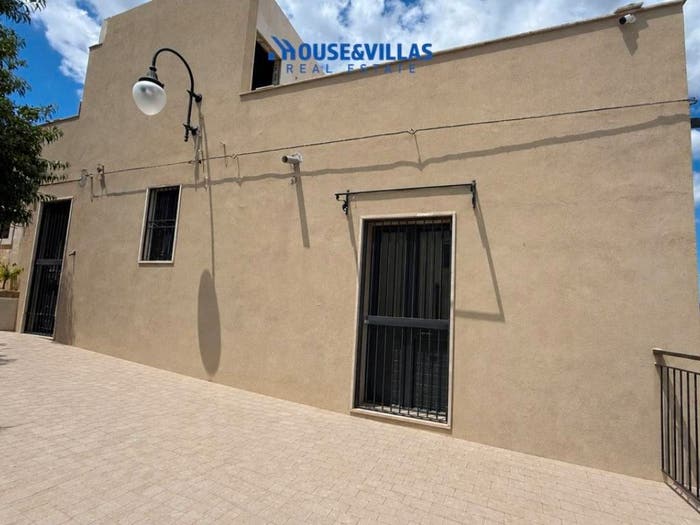 Casa trilocale in vendita in Via Enrico Amante, Centro, Noto