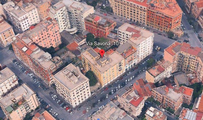 Appartamento trilocale in vendita in Via Savona, Villa Fiorelli, Roma