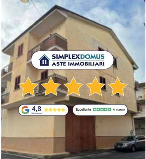 Appartamento con 6 locali in vendita in George Stephenson, Centro, Cutro