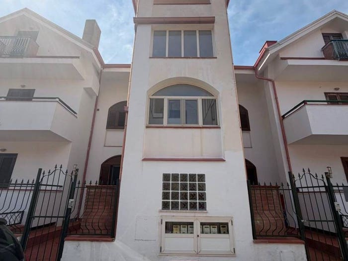 Appartamento trilocale in vendita in Via Eligio Maiuri, Marina, Ascea