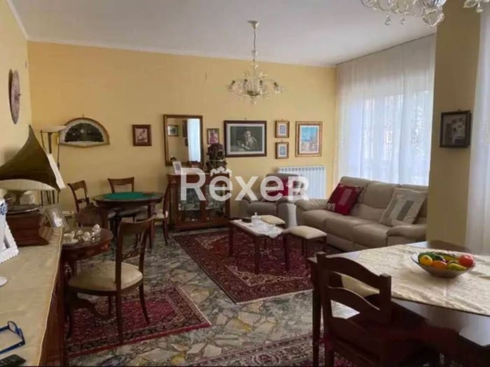 Appartamento con 6 locali in vendita in Via Venezia, Casale Materdomini, Brindisi