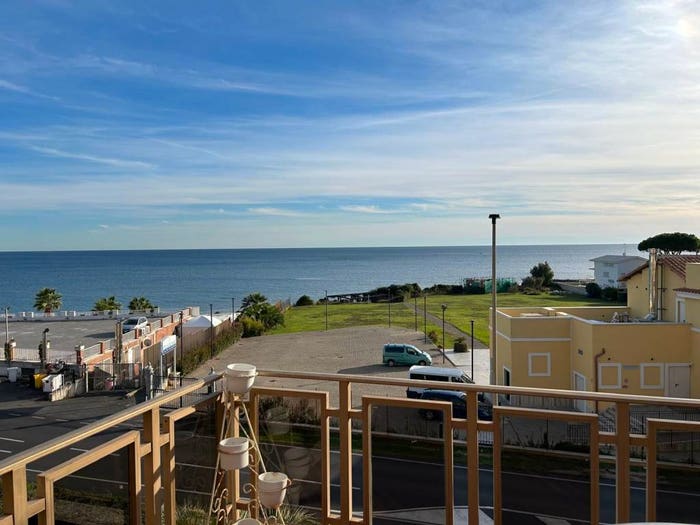Appartamento con 5 locali in vendita in Via Leonardo da Vinci, Prato del Mare Perazzeta, Santa Marinella