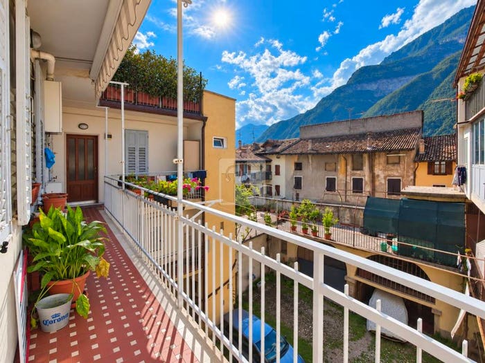 Appartamento bilocale in vendita in Via Bresciani, Centro, Ala