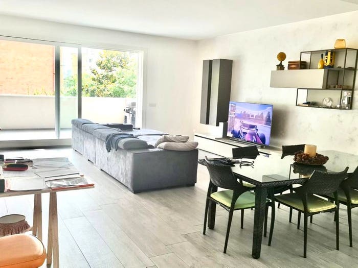 Appartamento quadrilocale in vendita in Via Pietro Giardini, San Faustino, Modena