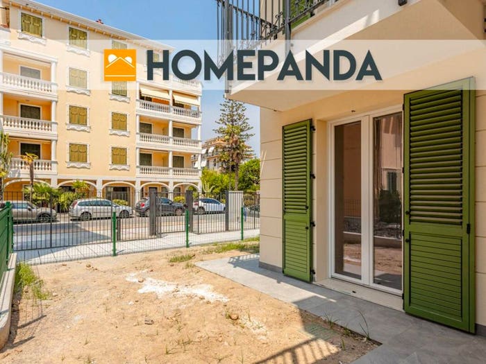 Appartamento trilocale in vendita in Via Roberto, Centro, Bordighera