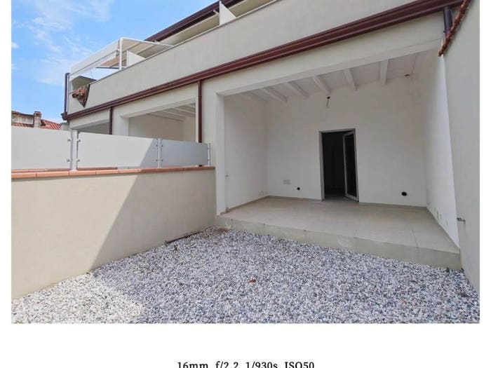 Casa con 5 locali in vendita in Via dei Mille, Marina di Carrara, Carrara