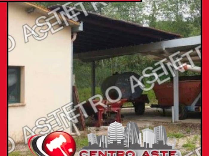 Casa trilocale in vendita in Strada San Mariano Località Il Pino Collazzone PG Italia, Collazzone
