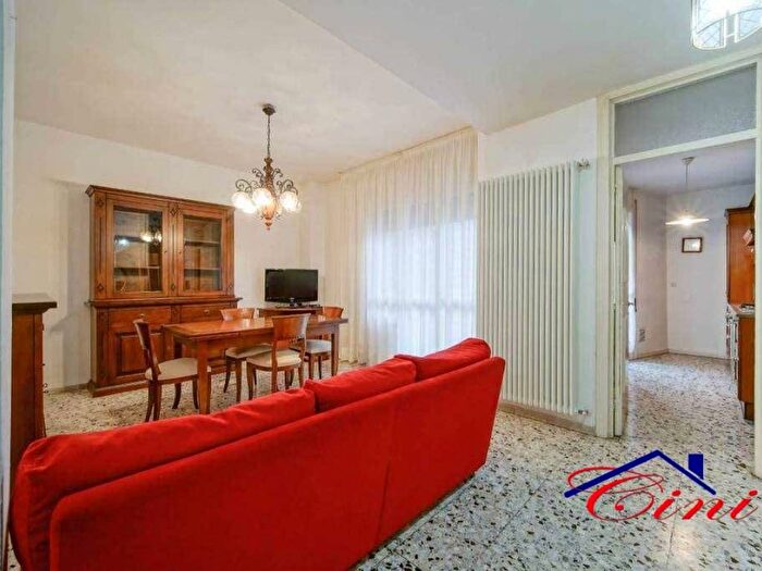 Appartamento trilocale in vendita in Via Dante Alighieri, Cremeno