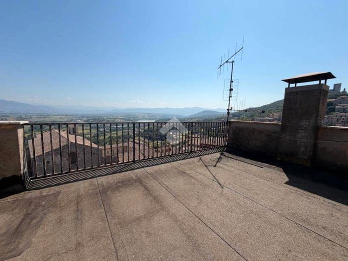 Casa quadrilocale in vendita in Via San Giuseppe, Centro, Narni