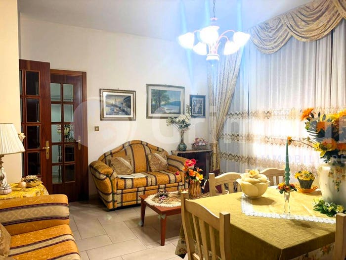 Appartamento con 6 locali in vendita in Via Consalvo di Cordova, Centro, Gallipoli