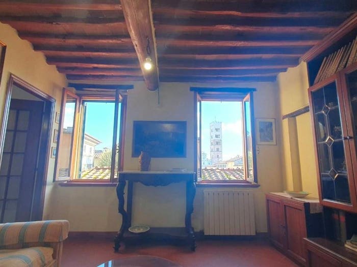 Appartamento con 5 locali in vendita in Via del Gallo, Piazza Anfiteatro Torre Guinigi, Lucca