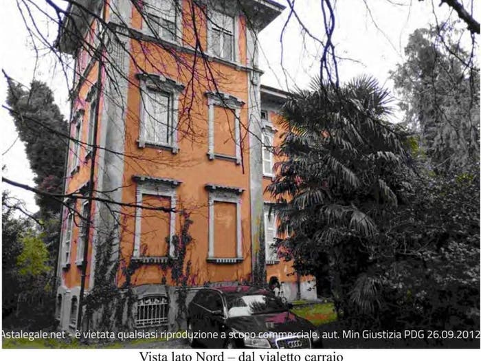 Casa con 6 locali in vendita in Via Roma, Centro, Besozzo