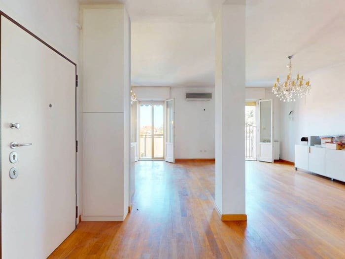 Appartamento trilocale in vendita in Via Corrado Ricci, San Donato, Bologna