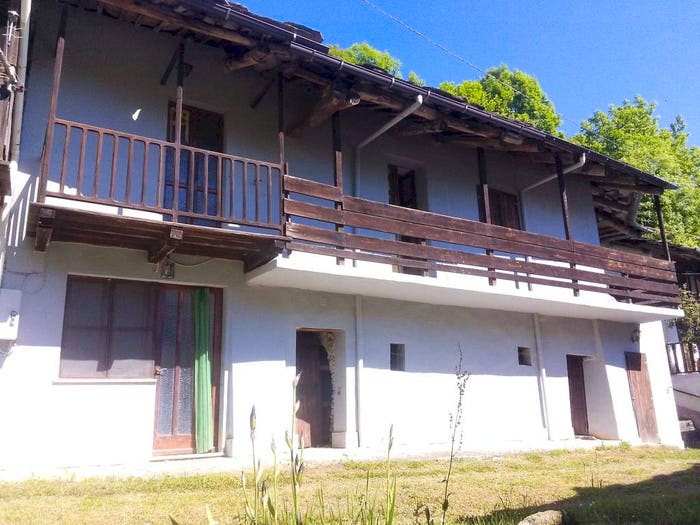 Casa trilocale in vendita in Borgata Cantone Snc, Paesana