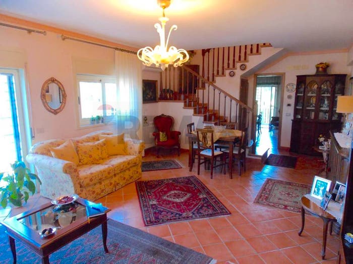 Appartamento con 5 locali in vendita in Via Stefano Vitale, San Giovanni Galermo, Catania