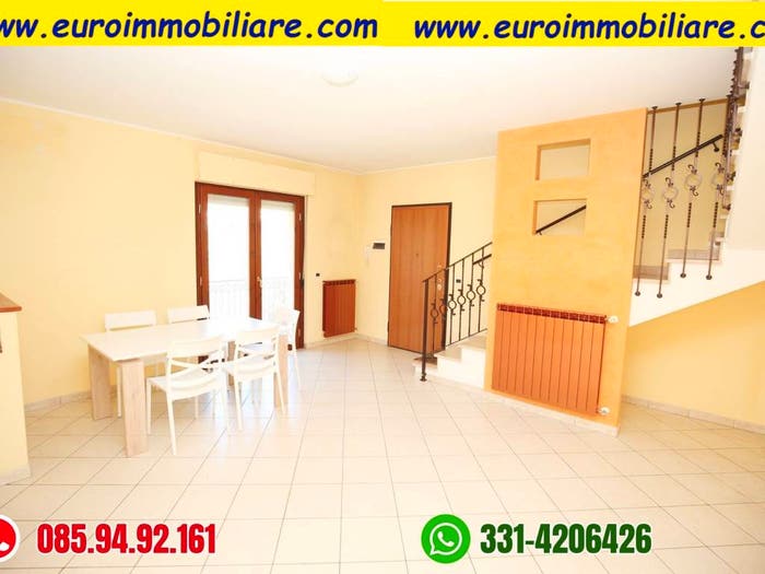 Appartamento con 5 locali in vendita in Piazza Guido d'Arezzo, Borgo Santa Maria Immacolata, Pineto
