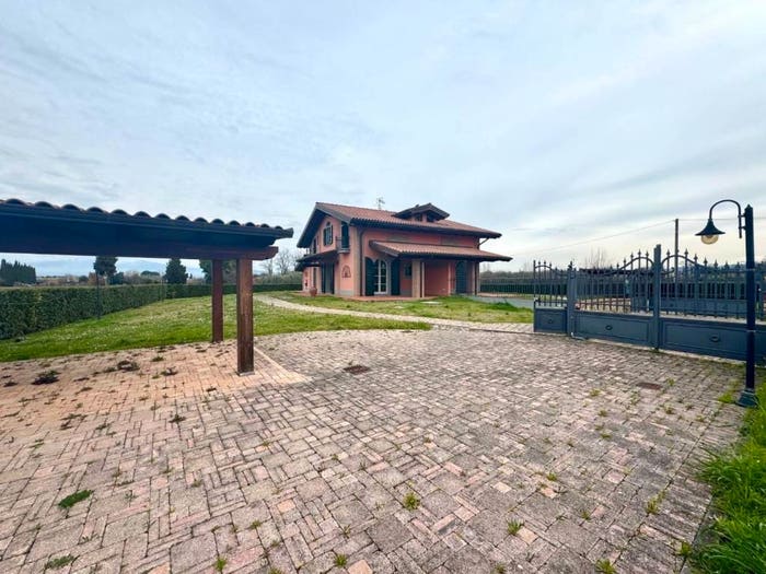Casa quadrilocale in vendita in Ponzano, Empoli