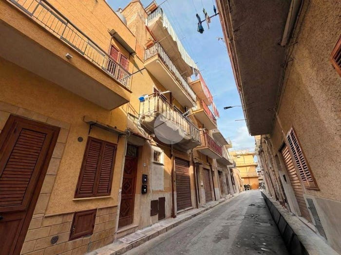 Appartamento con 5 locali in vendita in Via Lo Monaco, Centro, Bagheria