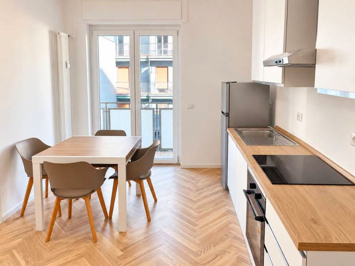 Appartamento bilocale in vendita in Corso San Gottardo, Milano